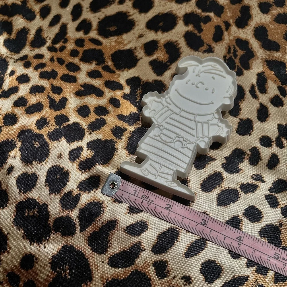 Vintage 1952 United Features Linus Peanuts  White Cookie Cutter
